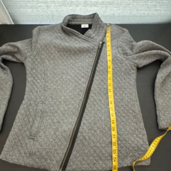 Cabi Herringbone Cotton Quilted Moto Jacket‎ Women's Size Medium FLAWED - Picture 16 of 16